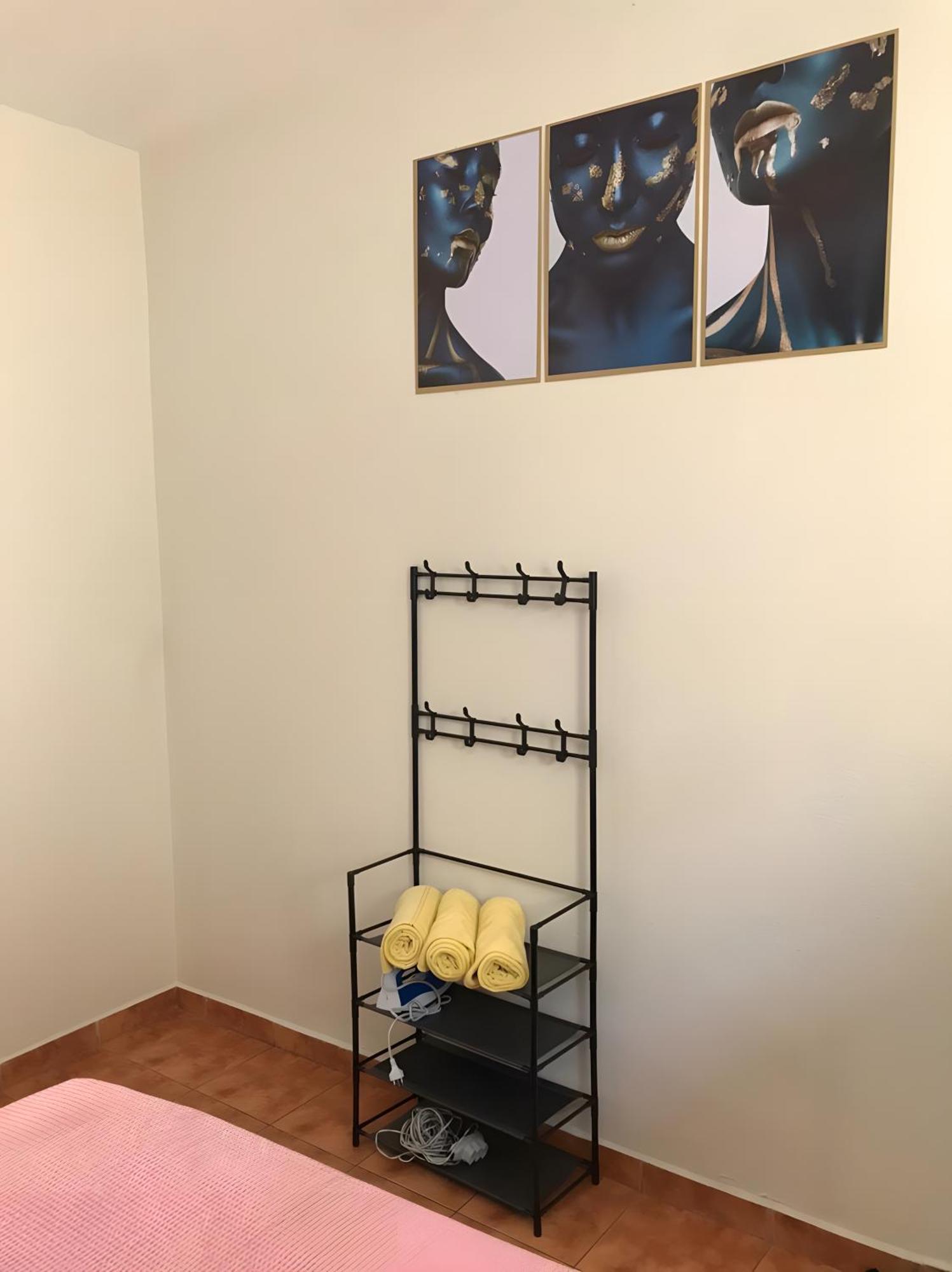 Apartamento Bras, Expo Center Norte, Vinho E Estacionamento Graris, Ate 7 Pessoas, Cozinha, Ao Lado Do Polo Compras, Tiers, Valtier, Feirinha São Paulo
